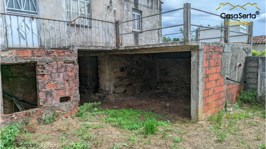 Moradia T0 para Venda em Cumeada e Marmeleiro Foto 3