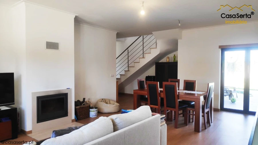 Moradia T4 para Venda em Montes da Senhora Foto 5