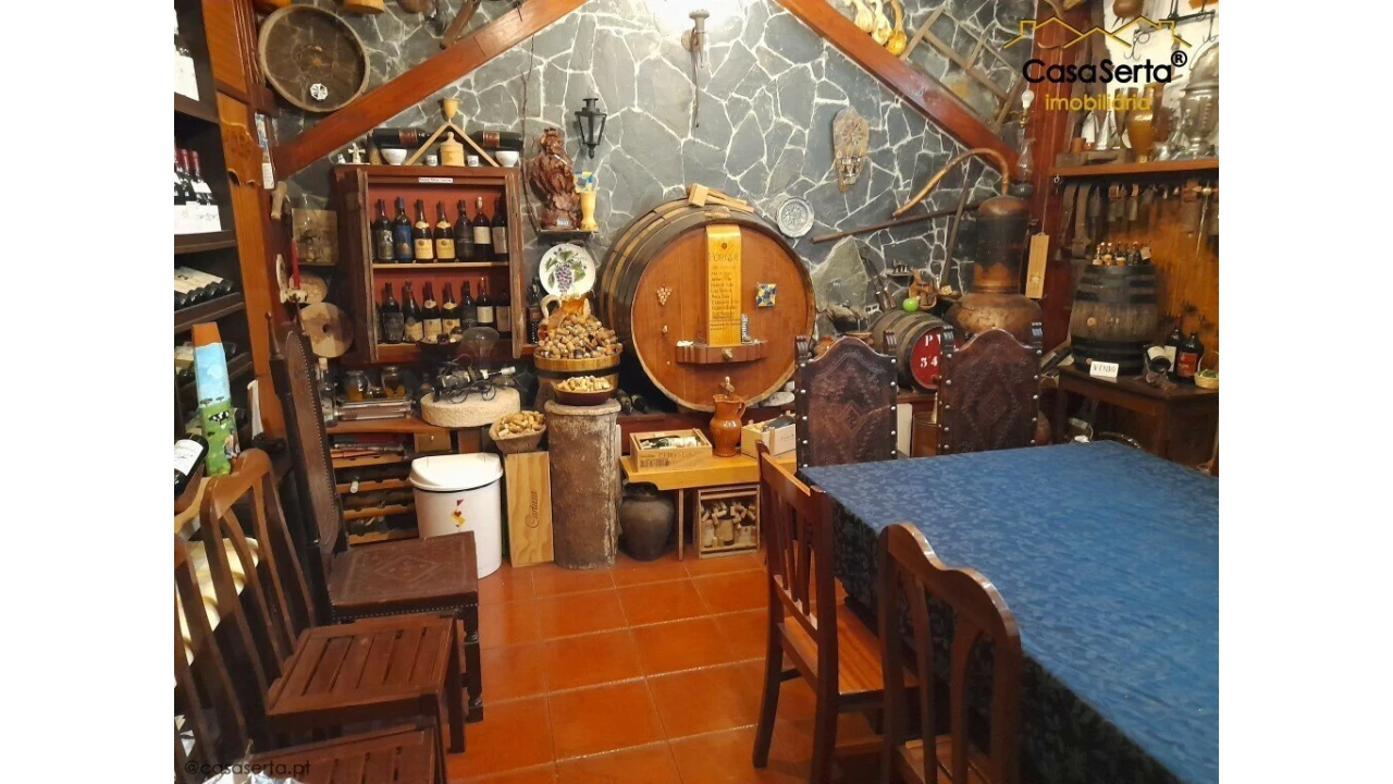Loja para Venda em Almada, Cova da Piedade, Pragal e Cacilhas Foto 13