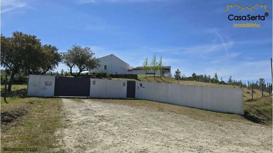 Quinta T3 para Venda em Benquerenças Foto 2