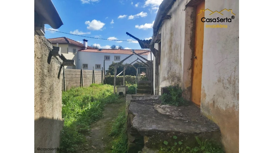 Moradia T0 para Venda em Sertã Foto 2