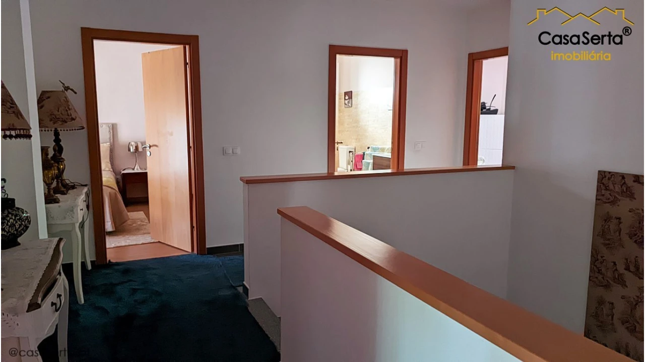 Moradia T4 para Venda em Troviscal Foto 13