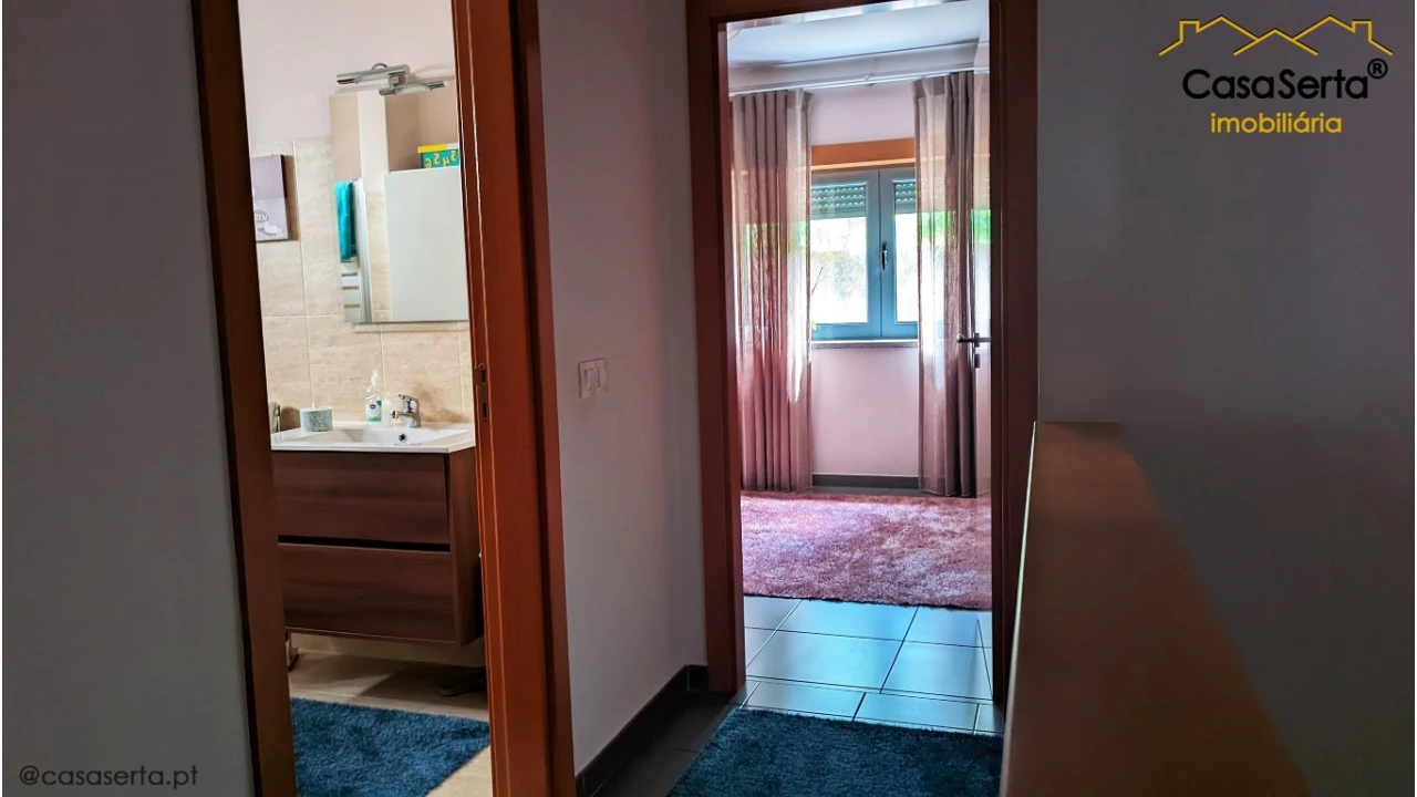 Moradia T4 para Venda em Troviscal Foto 17