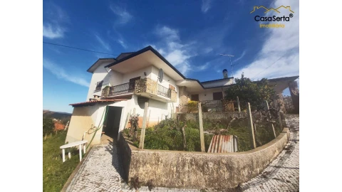 Moradia T4 para Venda em Sertã