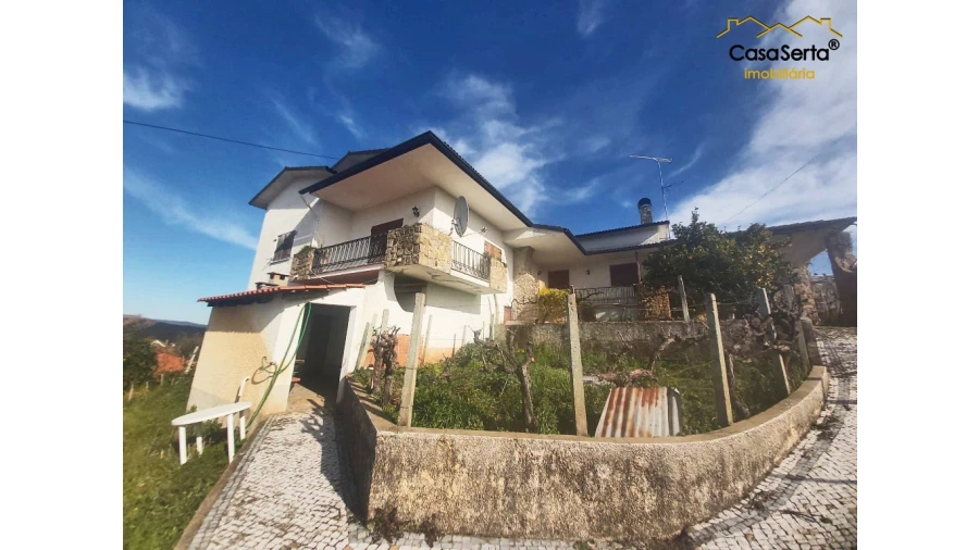 Moradia T4 para Venda em Sertã Foto 10