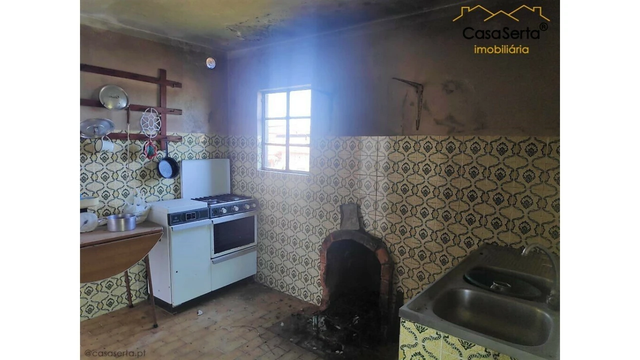 Quinta T3 para Venda em Castelo Foto 10