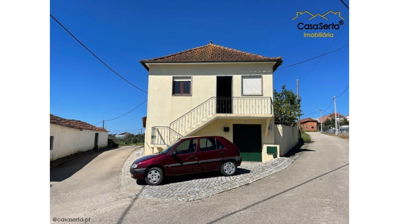 Moradia T3 para Venda em Almoster Foto 3