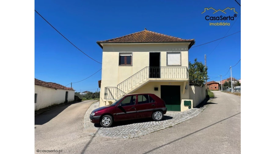 Moradia T3 para Venda em Almoster Foto 3