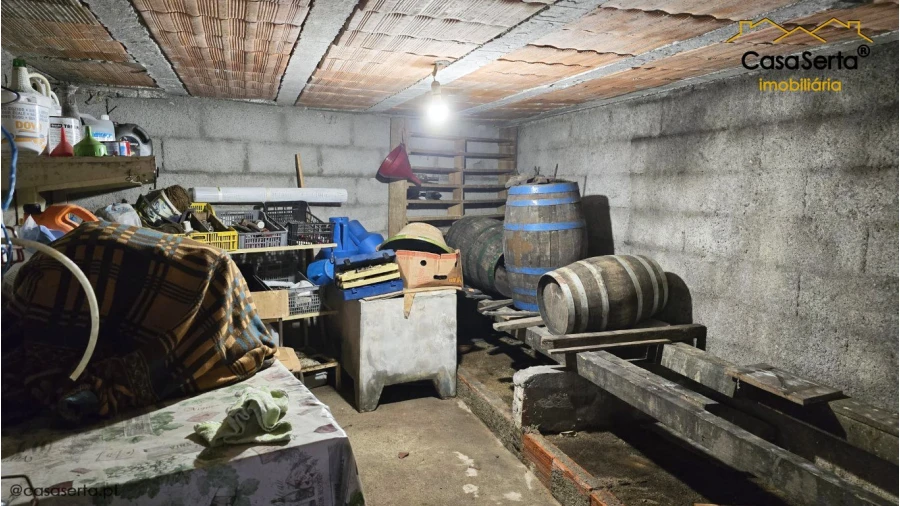 Moradia T3 para Venda em Almoster Foto 15