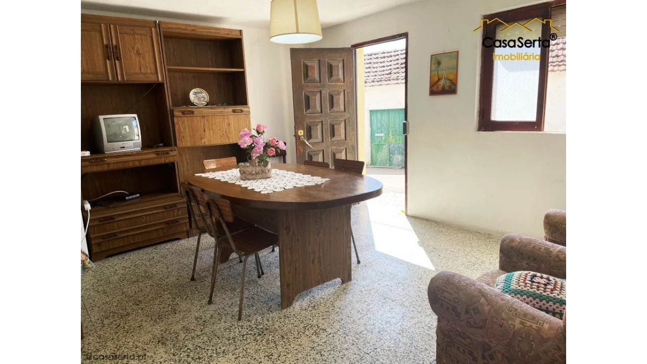 Moradia T3 para Venda em Almoster Foto 5