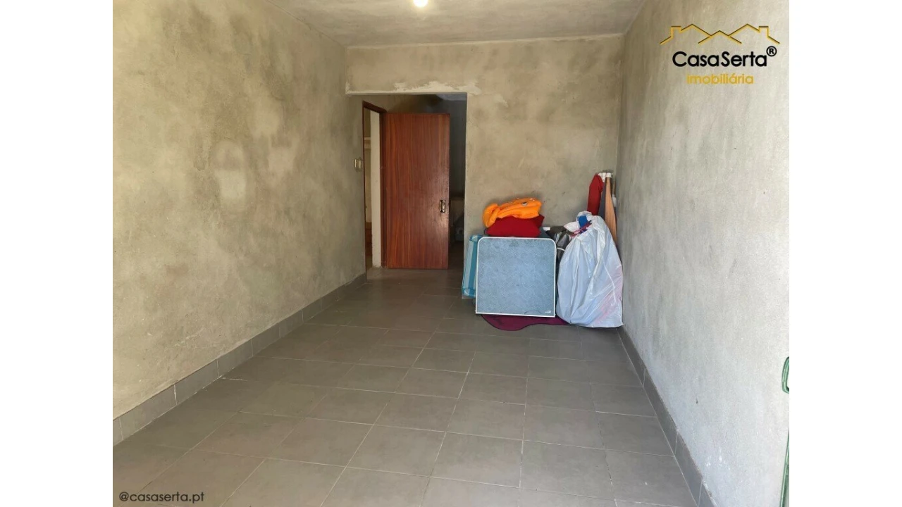 Moradia T3 para Venda em Almoster Foto 13