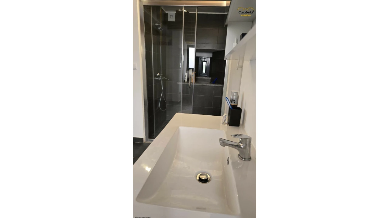 Moradia T1 para Venda em Vila Facaia Foto 12