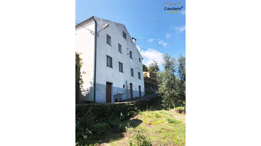 Moradia T6 para Venda em Cadafaz e Colmeal Foto 11