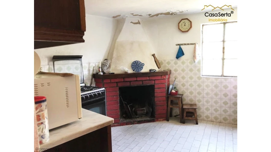 Moradia T6 para Venda em Cadafaz e Colmeal Foto 12