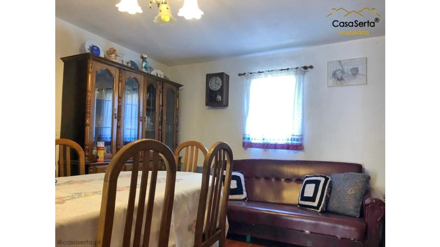 Moradia T6 para Venda em Cadafaz e Colmeal Foto 17