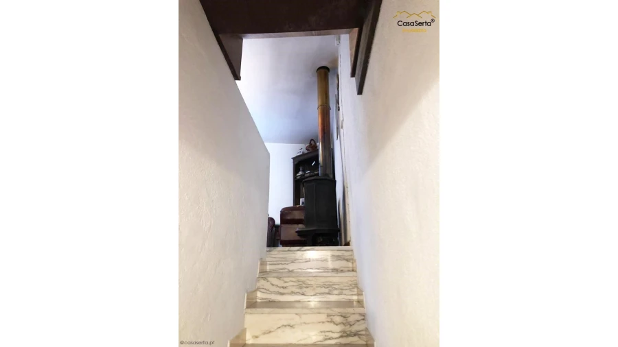 Moradia T6 para Venda em Cadafaz e Colmeal Foto 16