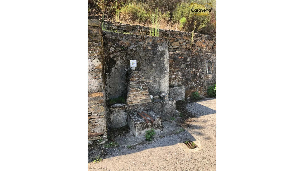 Moradia T6 para Venda em Cadafaz e Colmeal Foto 8