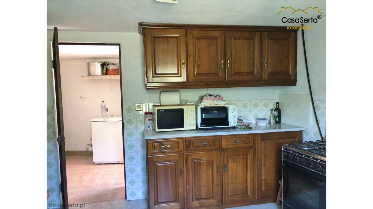 Moradia T6 para Venda em Cadafaz e Colmeal Foto 13