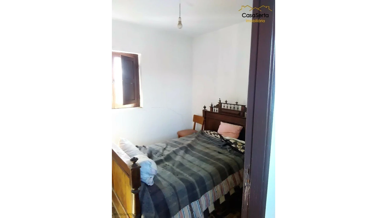 Moradia T5 para Venda em Ermida e Figueiredo Foto 7