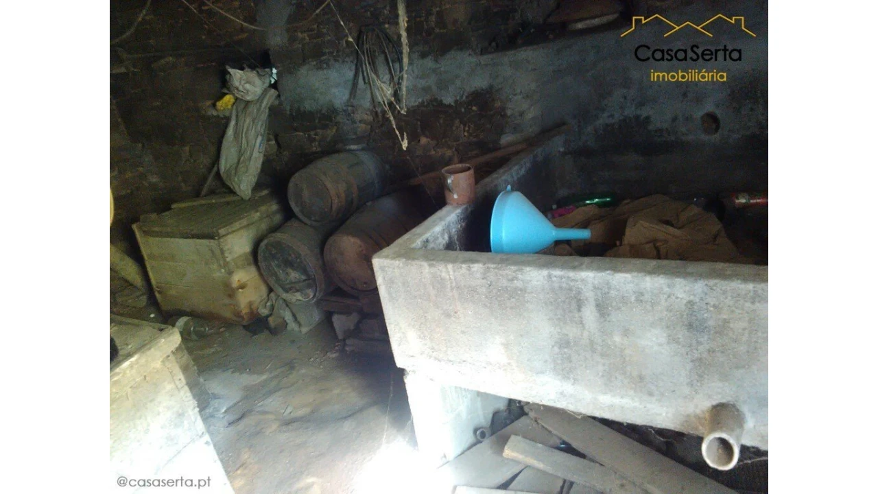 Moradia T5 para Venda em Ermida e Figueiredo Foto 16