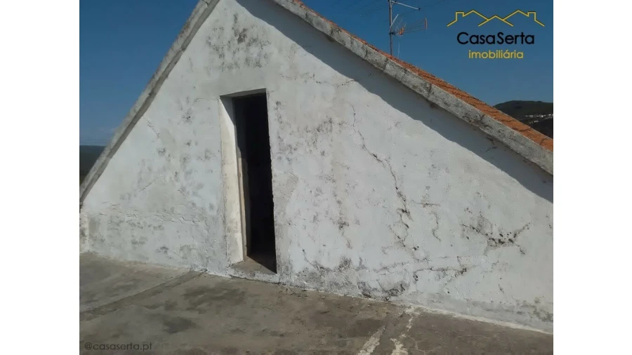 Moradia T5 para Venda em Ermida e Figueiredo Foto 9