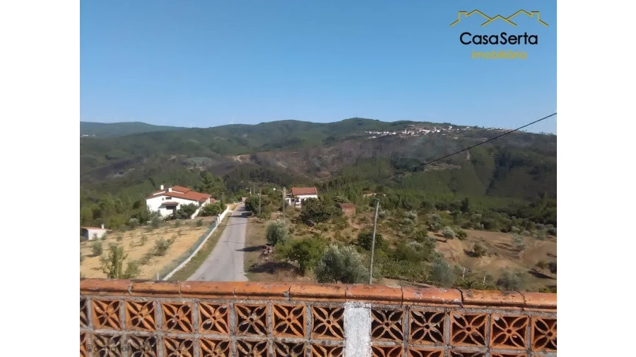 Moradia T5 para Venda em Ermida e Figueiredo Foto 12