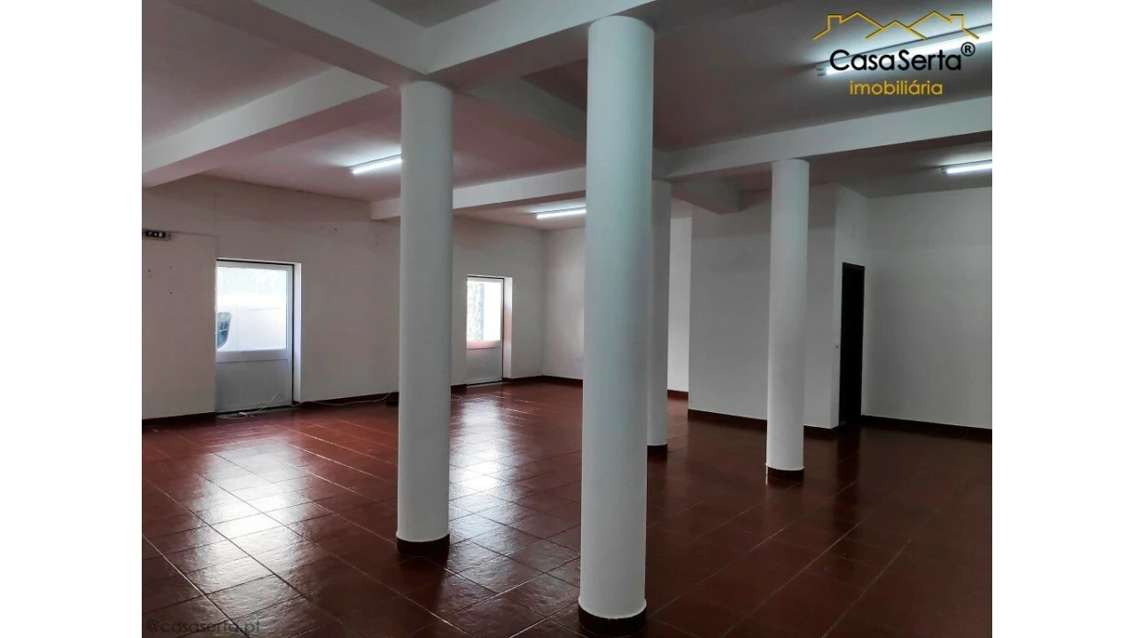 Loja para Venda em Pedrogão Grande Foto 3