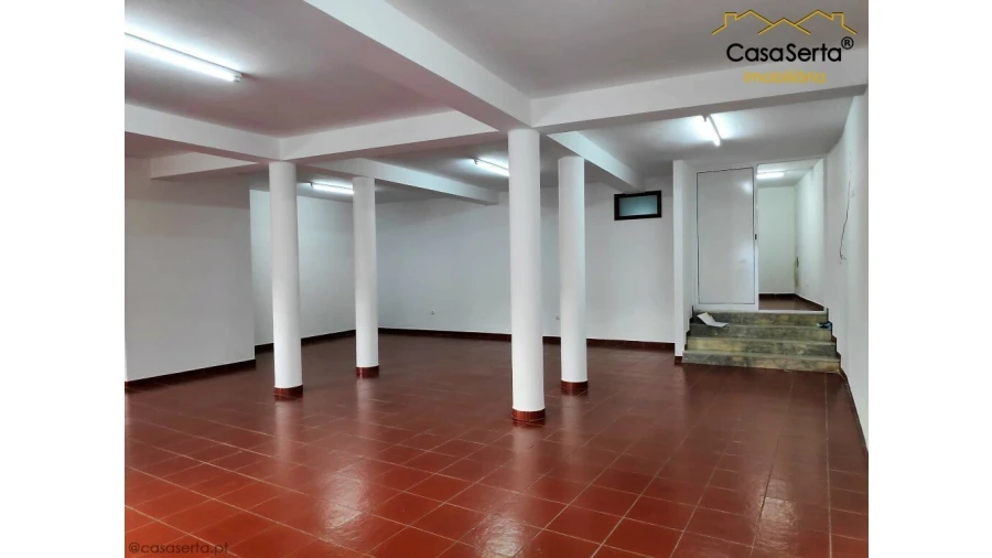 Loja para Venda em Pedrogão Grande Foto 2