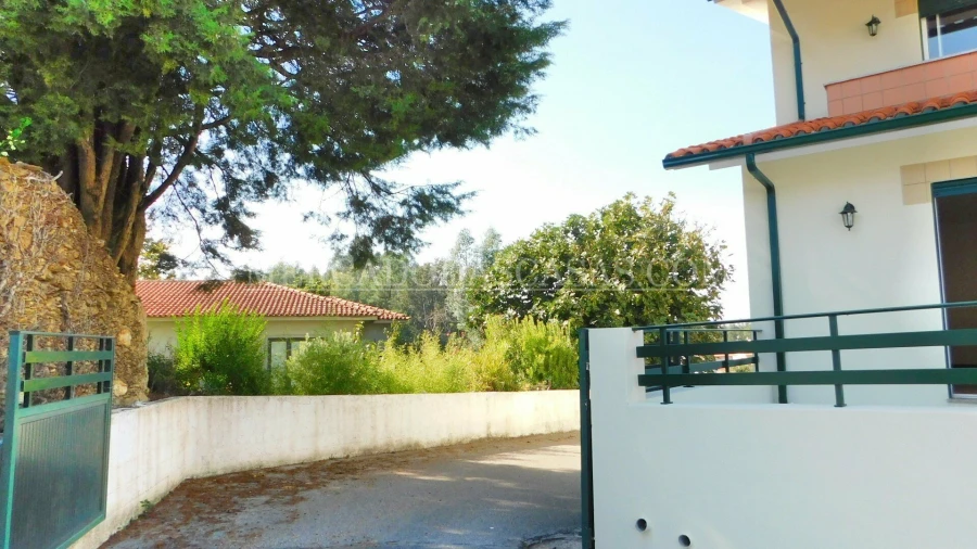 Moradia T3 para Venda em Branca Foto 3