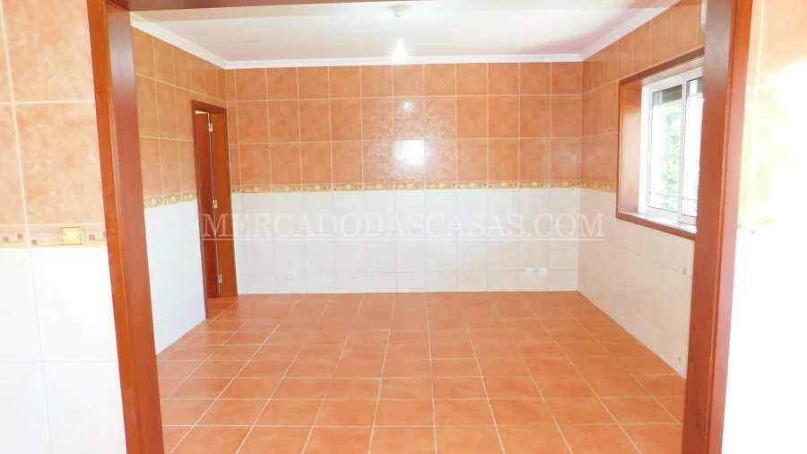 Moradia T3 para Venda em Branca Foto 16