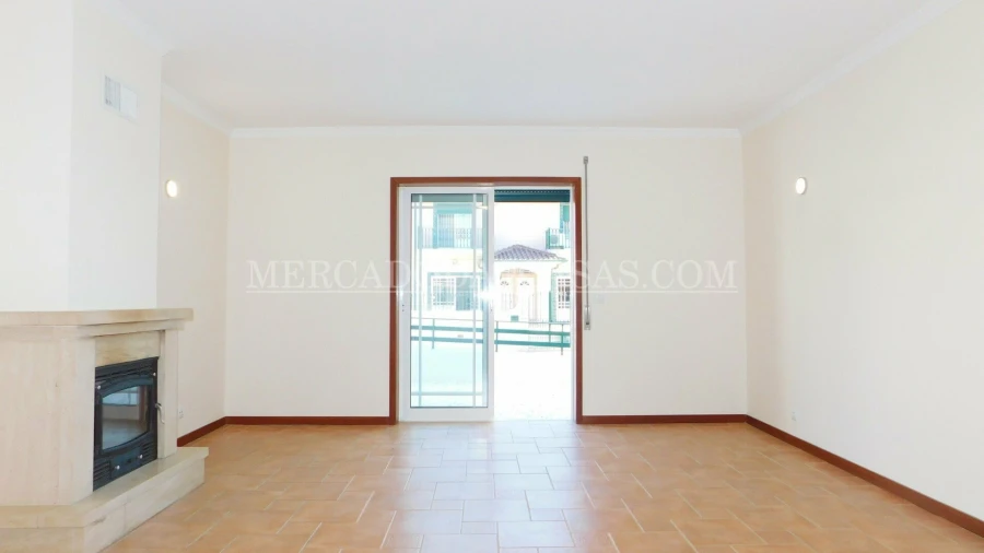 Moradia T3 para Venda em Branca Foto 8