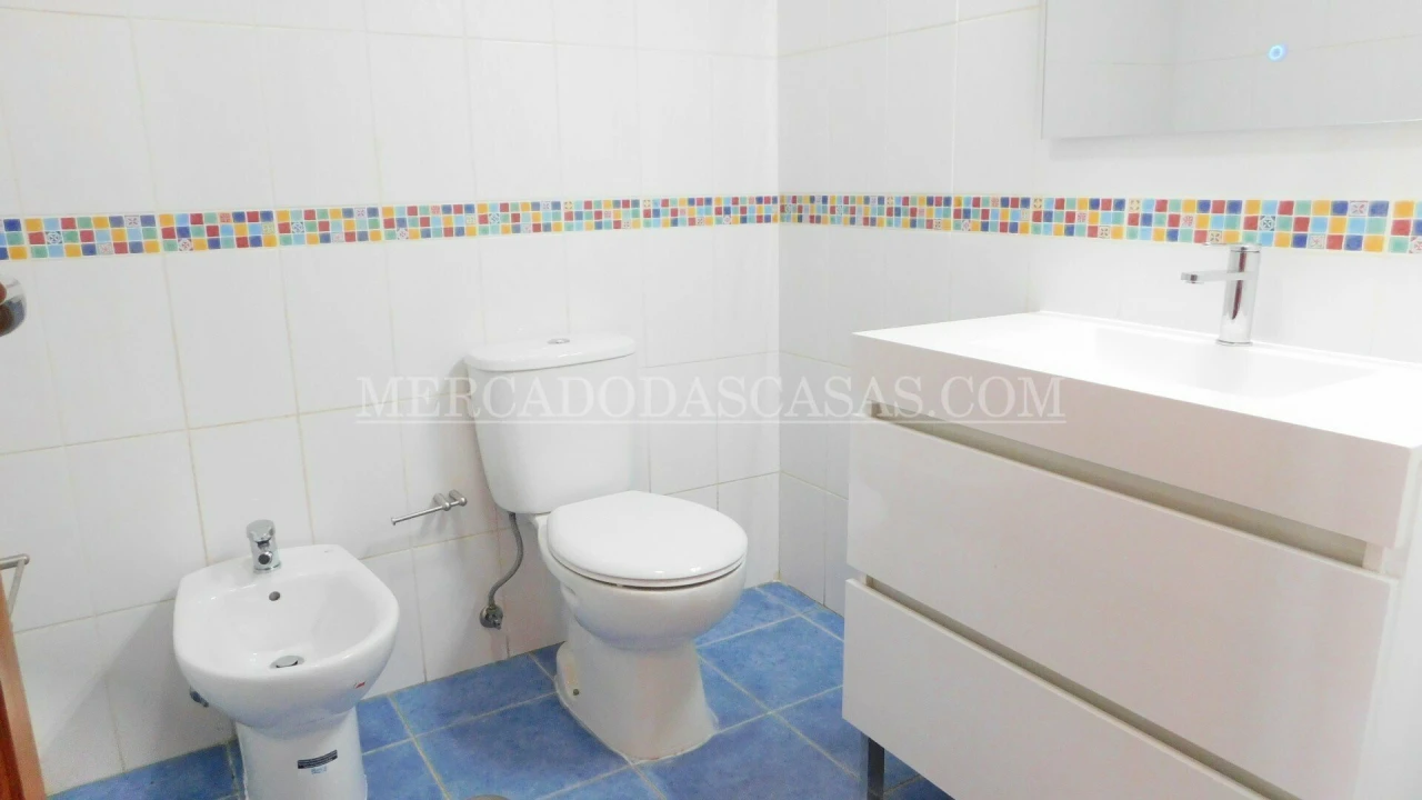 Moradia T3 para Venda em Branca Foto 11