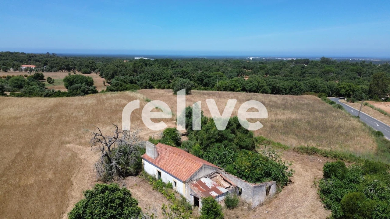 Quinta T1 para Venda em Abela Foto 2