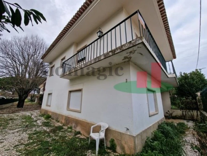 Moradia T4 para Venda em Minde Foto 9