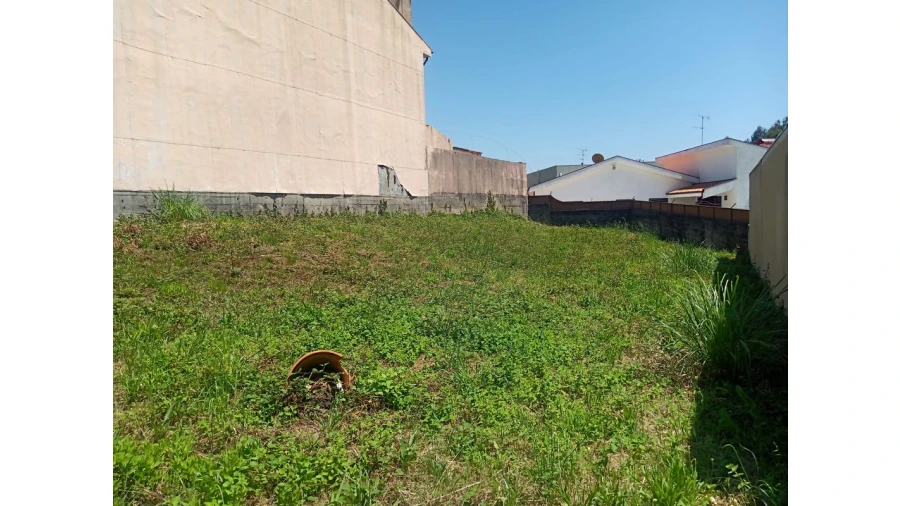 Terreno para Venda em Pedroso e Seixezelo Foto 2