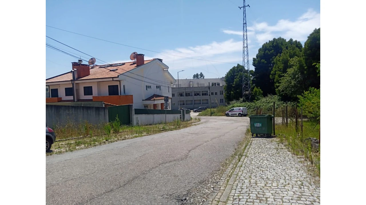 Terreno para Venda em Pedroso e Seixezelo Foto 14