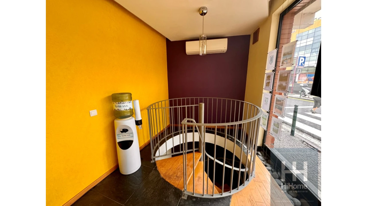 Loja para Venda em Funchal (Santa Maria Maior) Foto 10