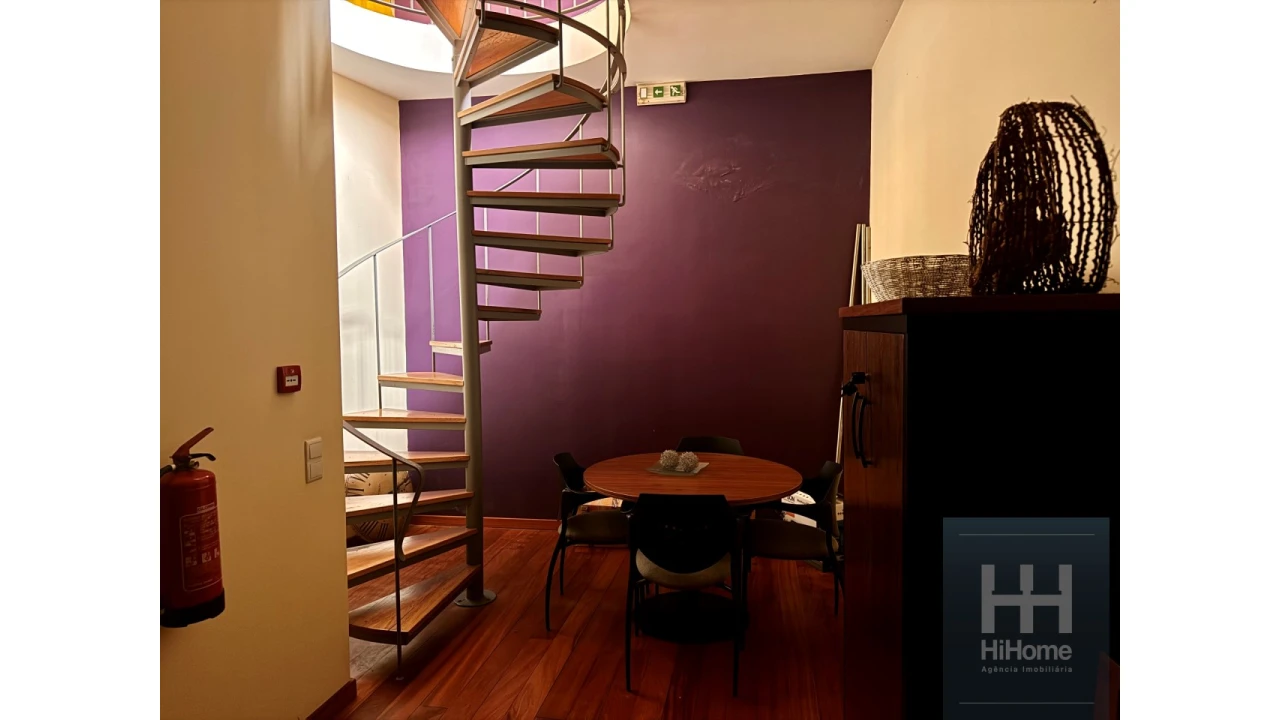 Loja para Venda em Funchal (Santa Maria Maior) Foto 12