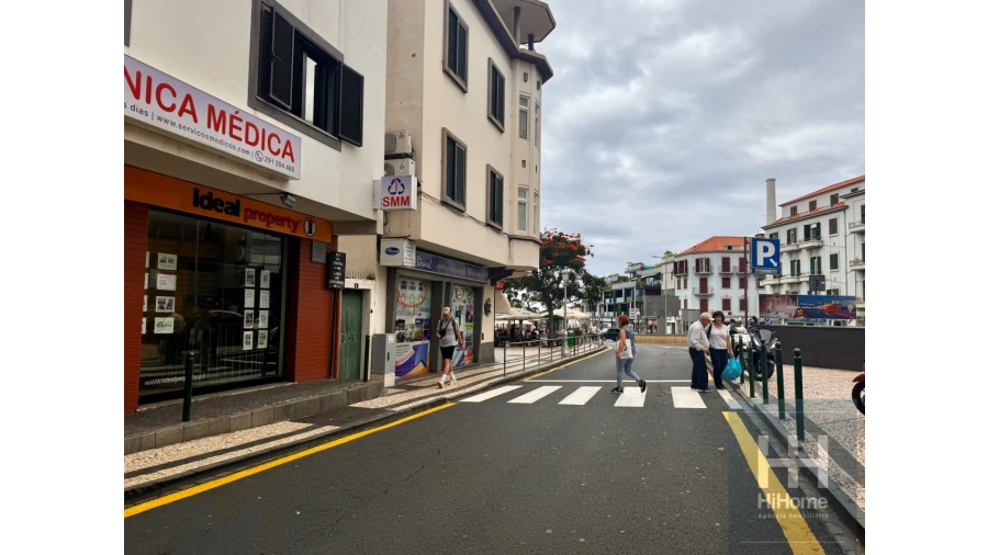 Loja para Venda em Funchal (Santa Maria Maior) Foto 19