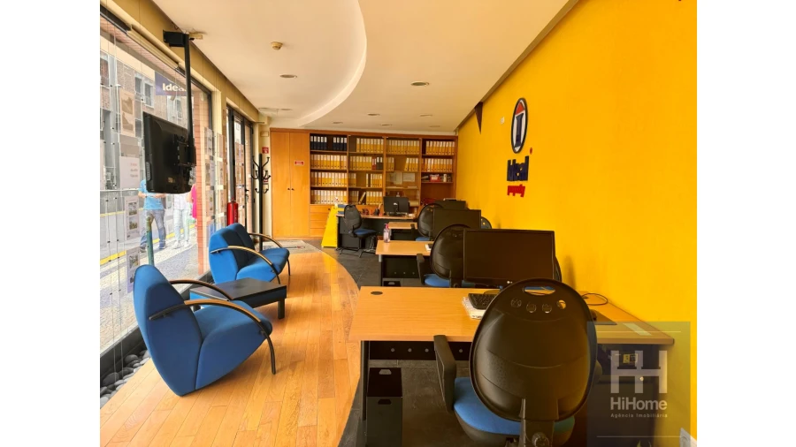 Loja para Venda em Funchal (Santa Maria Maior) Foto 4