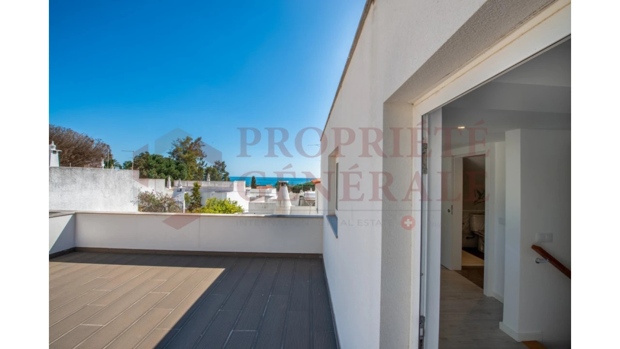 Moradia T4 para Venda em Porches Foto 12