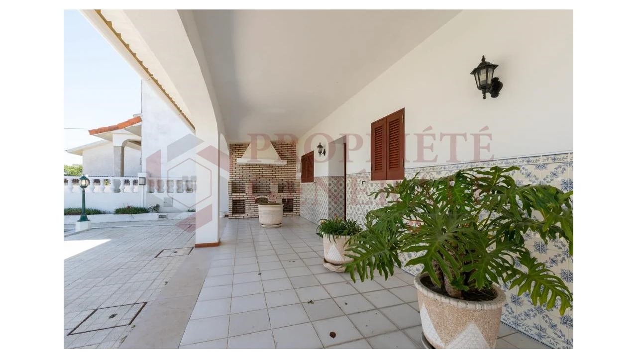 Moradia T4 para Venda em Torreira Foto 3