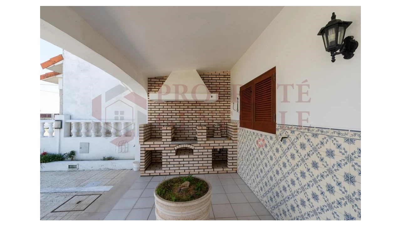 Moradia T4 para Venda em Torreira Foto 35