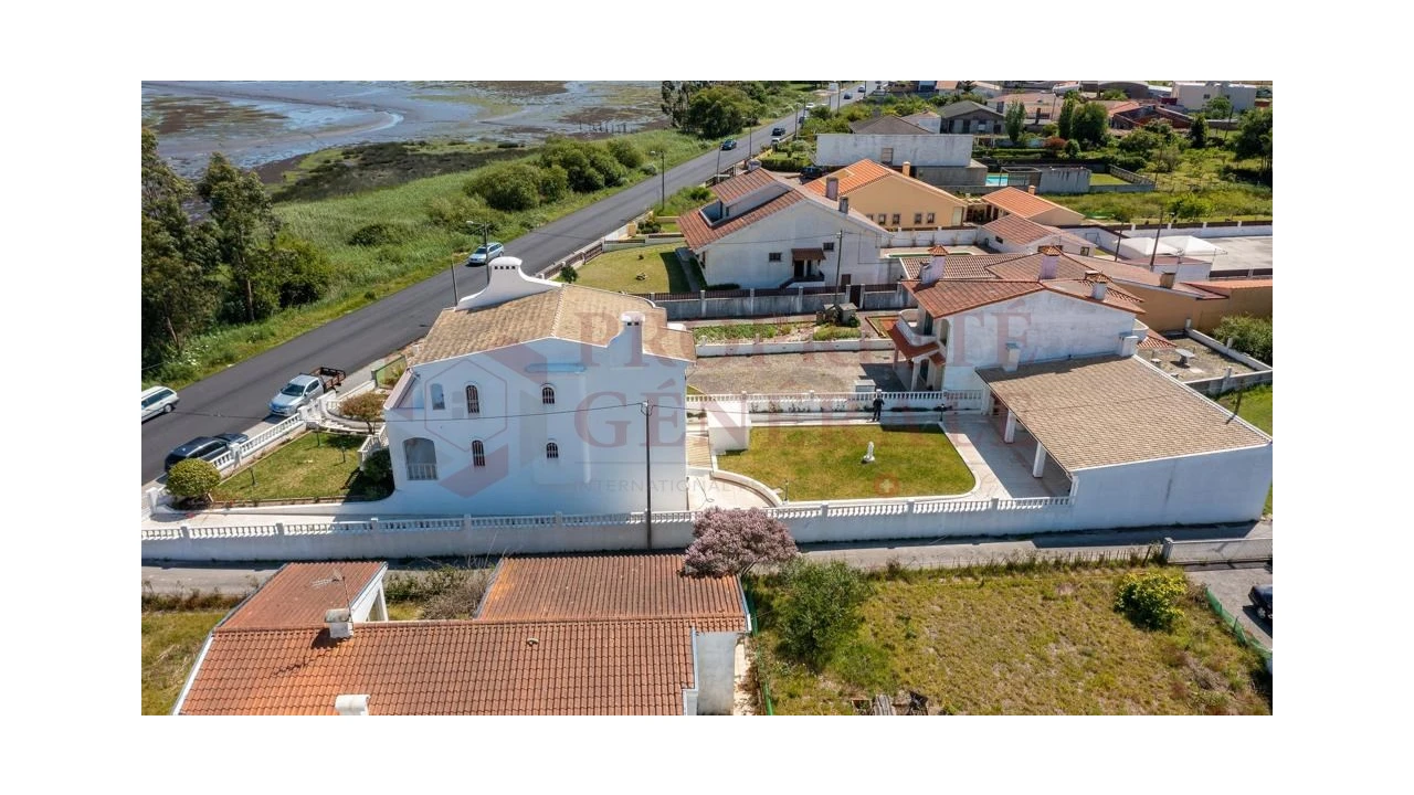 Moradia T4 para Venda em Torreira Foto 41