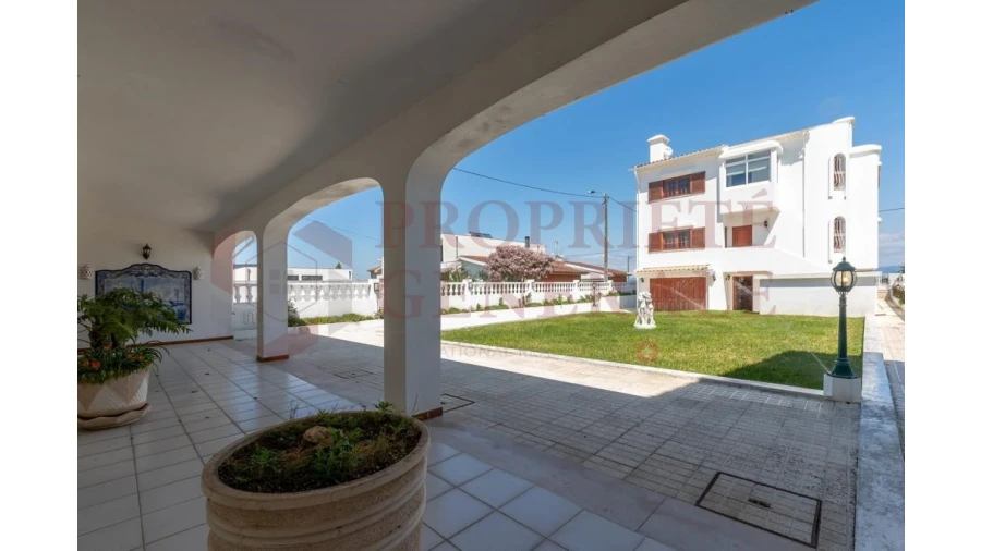 Moradia T4 para Venda em Torreira Foto 8