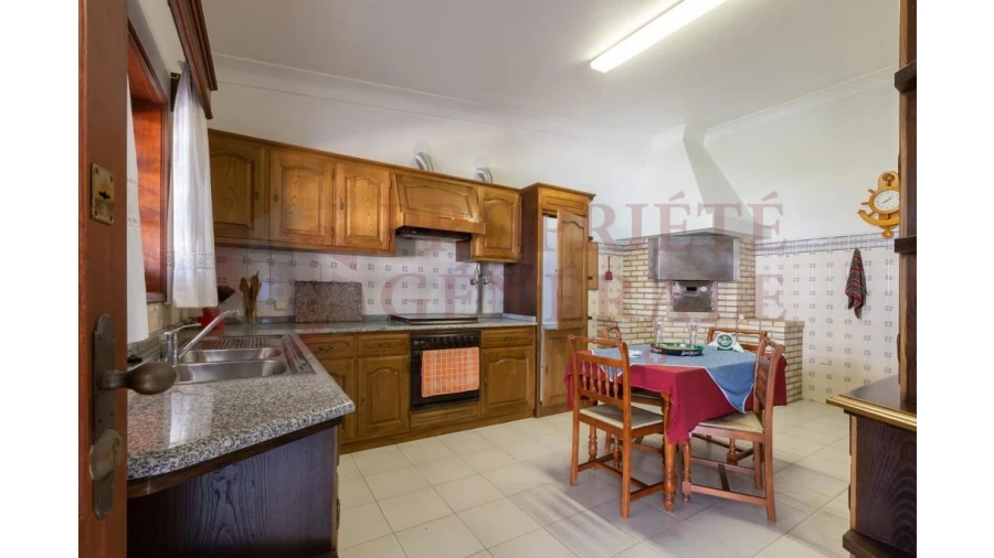 Moradia T4 para Venda em Torreira Foto 37