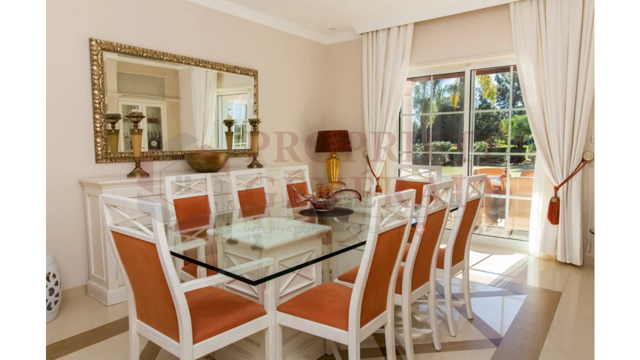 Quinta T4 para Venda em Olhão Foto 10