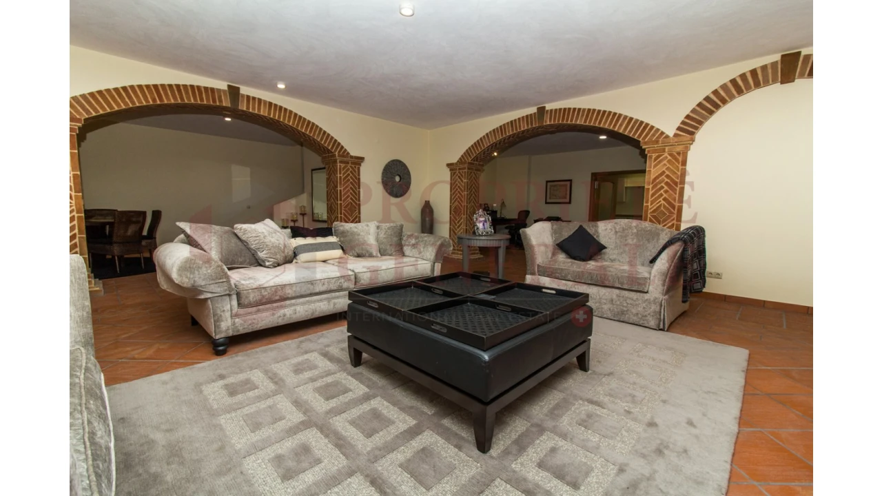 Quinta T4 para Venda em Olhão Foto 28