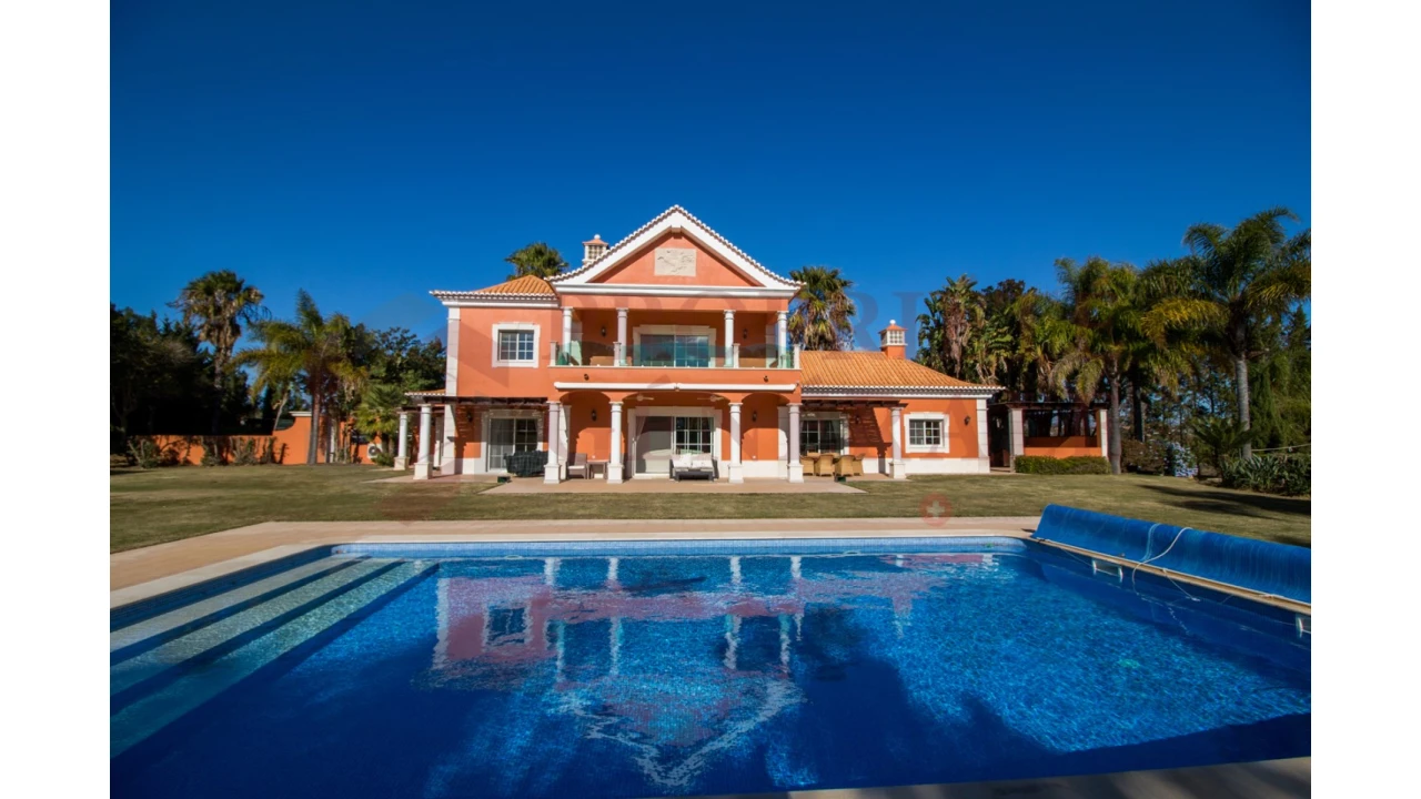 Quinta T4 para Venda em Olhão Foto 1