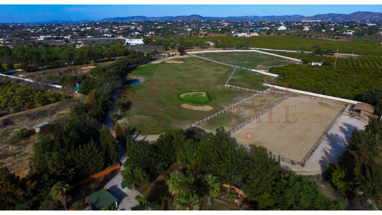 Quinta T4 para Venda em Olhão Foto 43